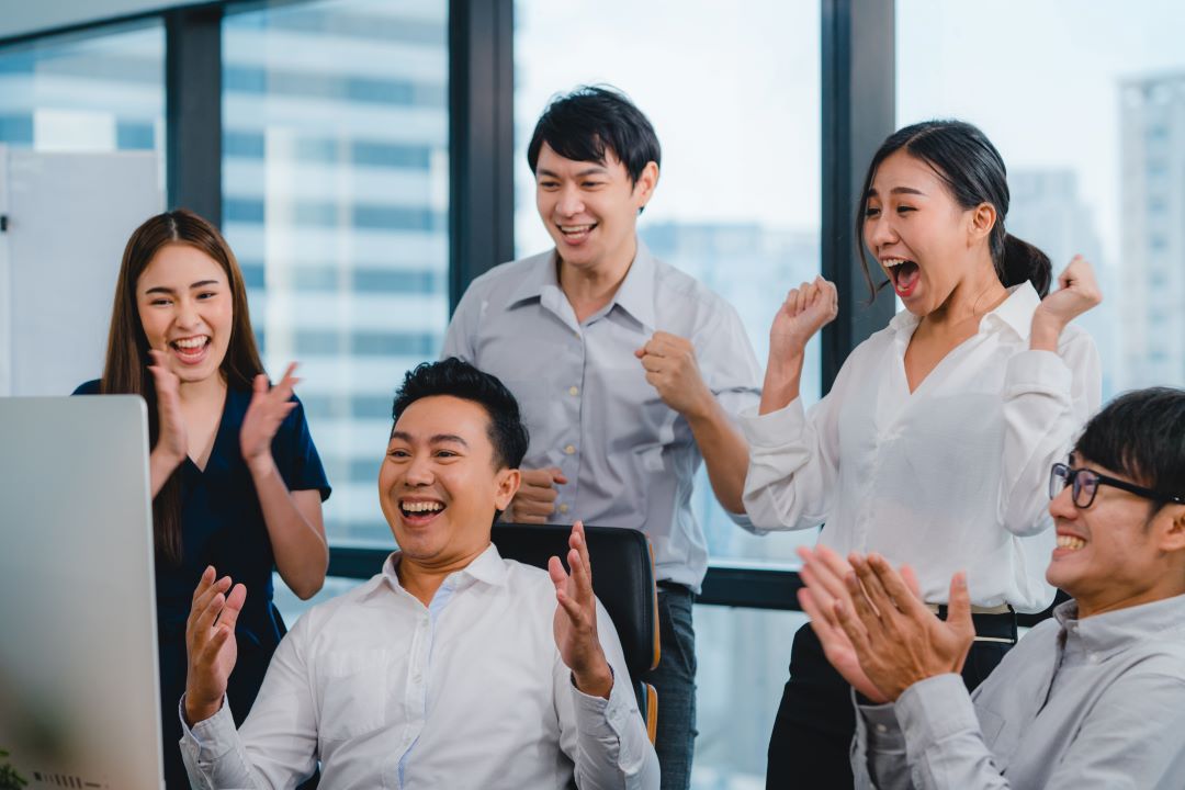 Cerita HRIS: Membangun Tim yang Solid dengan Program Karyawan yang Terintegrasi