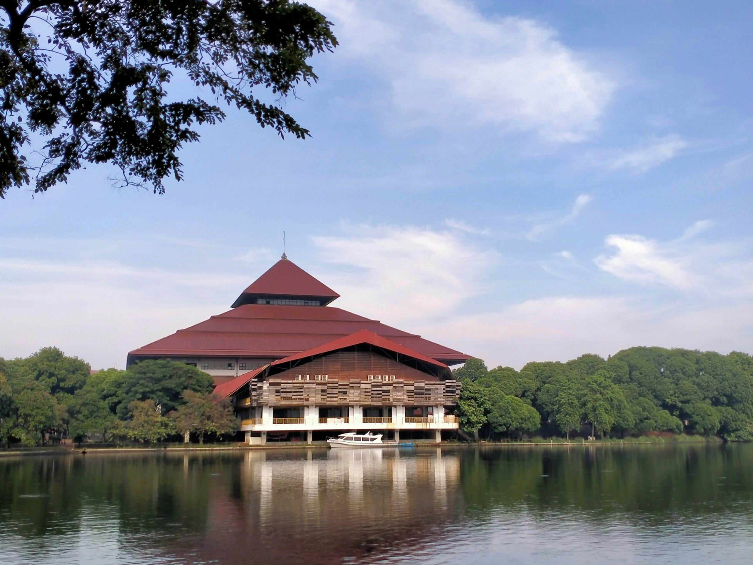 Cerita HRIS: Bukan ITB & UGM yang Tertua di Indonesia, melainkan UI Sejak 1849!